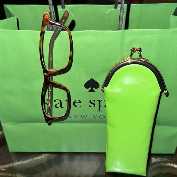 kate spade Accessories - Kate Spade ❤️ JODIE HG15~Rectangle Reading Glasses +1.50 set in a Havana frame.